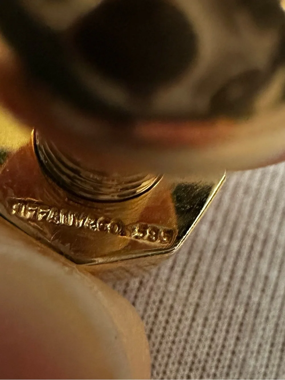 Brass Screw Cufflink - Polished Gold Tone